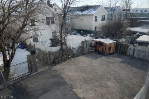 48 Holland Street Newark NJ 07103