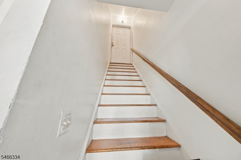 112 4TH Avenue Paterson NJ 07524