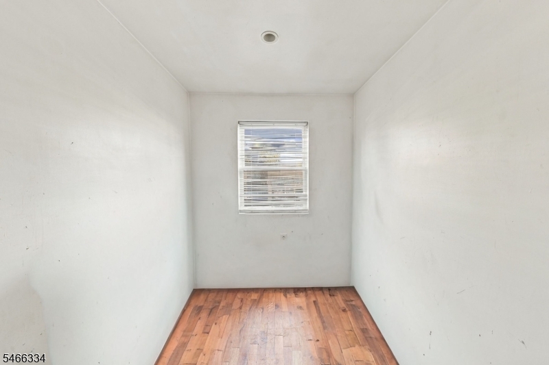 112 4TH Avenue Paterson NJ 07524