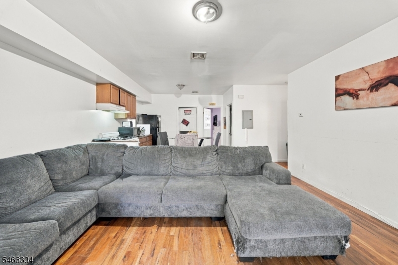 112 4TH Avenue Paterson NJ 07524
