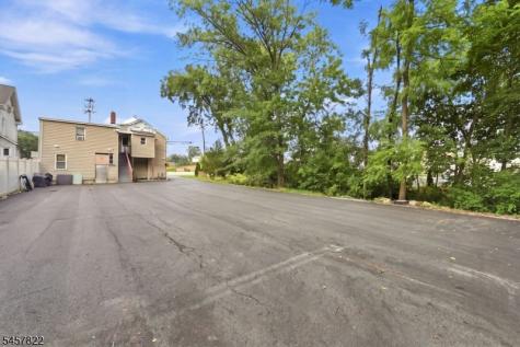 437 State Route 10 Hanover NJ 07981