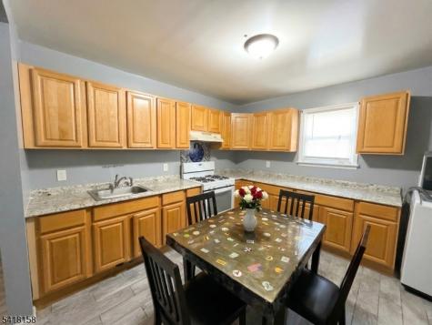 237 6TH Avenue Newark NJ 07107