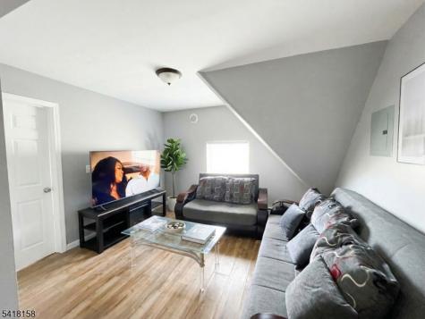 237 6TH Avenue Newark NJ 07107