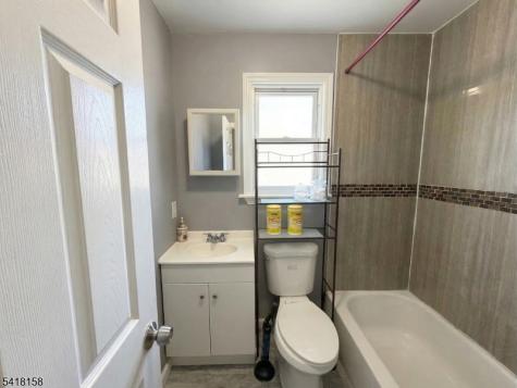 237 6TH Avenue Newark NJ 07107