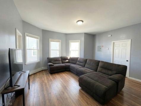 237 6TH Avenue Newark NJ 07107