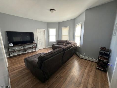 237 6TH Avenue Newark NJ 07107