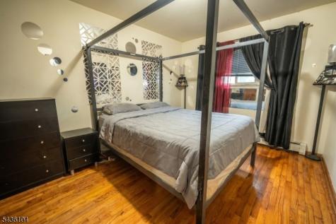 6 Bayside Park Drive Jersey City NJ 07305