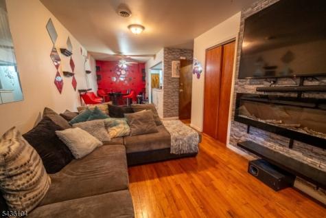 6 Bayside Park Drive Jersey City NJ 07305