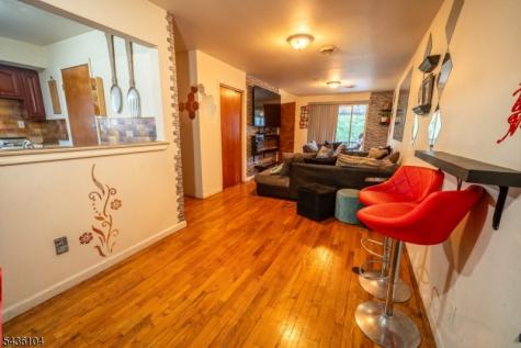 6 Bayside Park Drive Jersey City NJ 07305