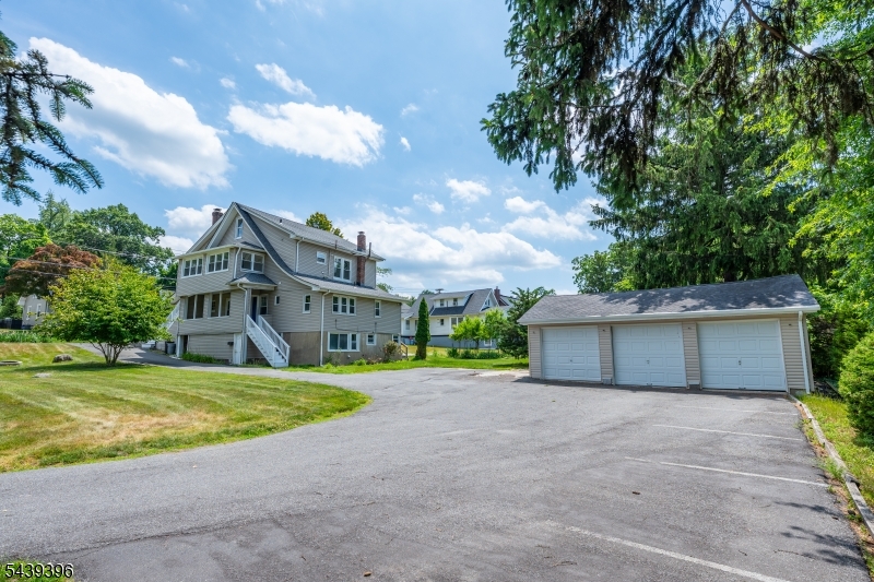 81 Lane Avenue West Caldwell NJ 07006