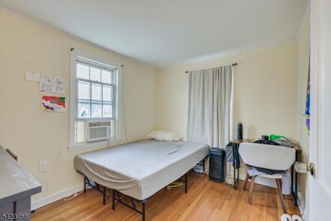 346 N 6th Avenue Manville NJ 08835