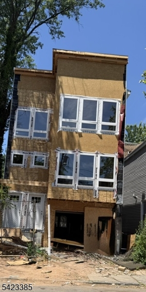 343 S 10th Street Newark NJ 07103