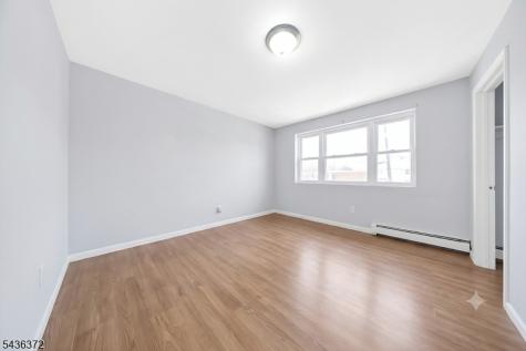 313 Livingston Street Elizabeth NJ 07206
