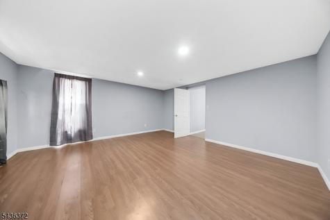 313 Livingston Street Elizabeth NJ 07206