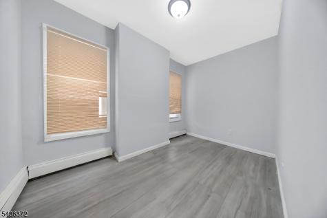 313 Livingston Street Elizabeth NJ 07206
