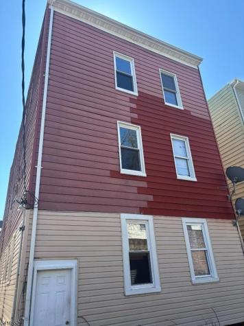 419 Jelliff Avenue Newark NJ 07112