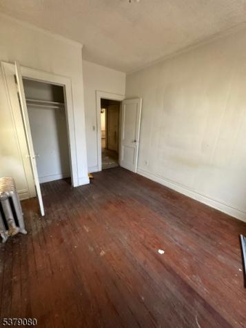 51 Brookwood Street East Orange NJ 07018