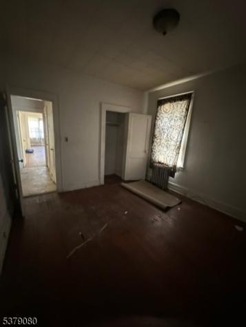 51 Brookwood Street East Orange NJ 07018