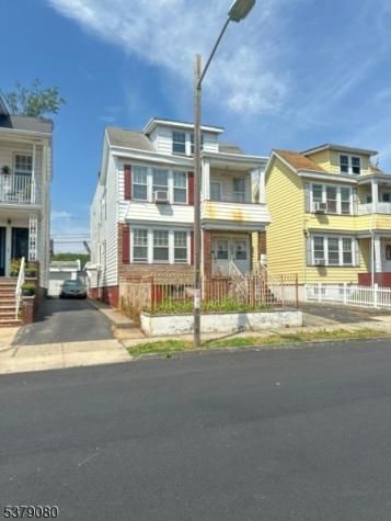 51 Brookwood Street East Orange NJ 07018