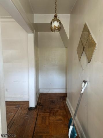 51 Brookwood Street East Orange NJ 07018