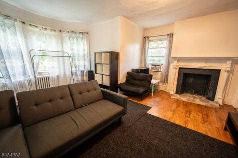 128 W 8th Street Plainfield NJ 07060