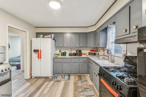 18 Gifford Court Maplewood NJ 07040