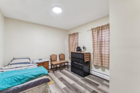 18 Gifford Court Maplewood NJ 07040