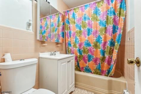 18 Gifford Court Maplewood NJ 07040