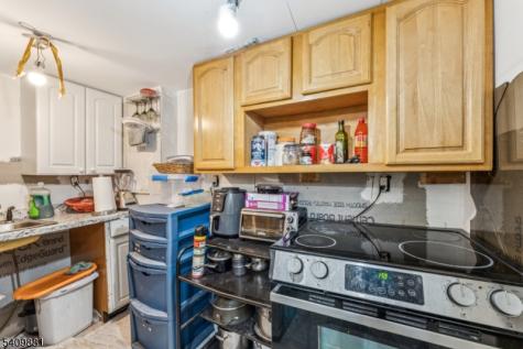 18 Gifford Court Maplewood NJ 07040