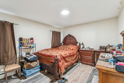 18 Gifford Court Maplewood NJ 07040