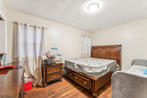 18 Gifford Court Maplewood NJ 07040
