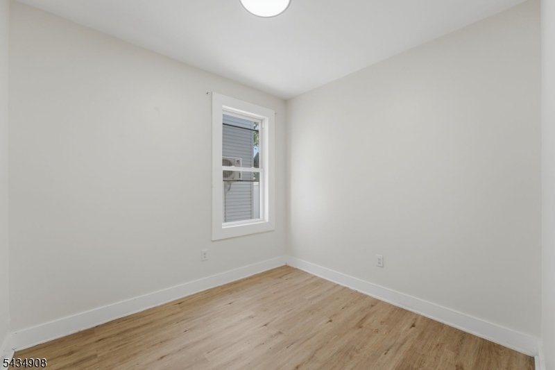 148 N 15th Street East Orange NJ 07017