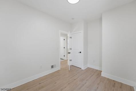 148 N 15th Street East Orange NJ 07017