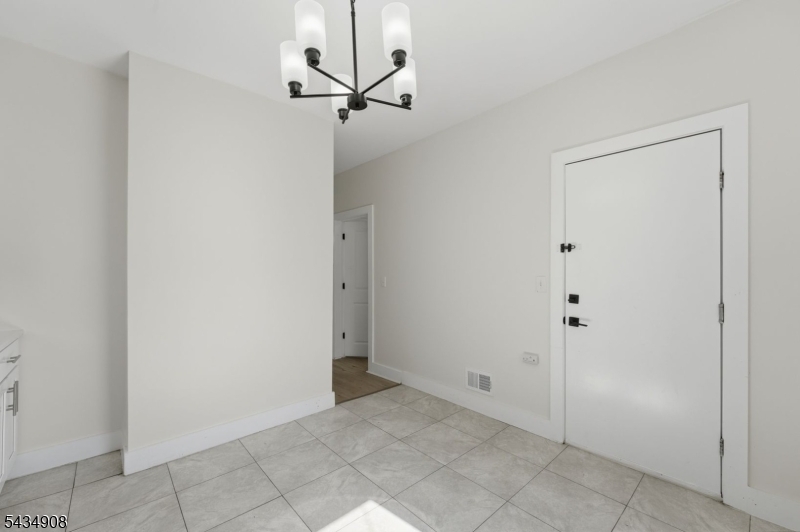 148 N 15th Street East Orange NJ 07017