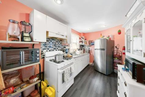 1460 Clinton Avenue Irvington NJ 07111