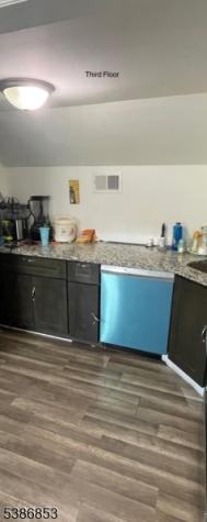 10 Charles Street East Orange NJ 07017