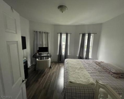 10 Charles Street East Orange NJ 07017