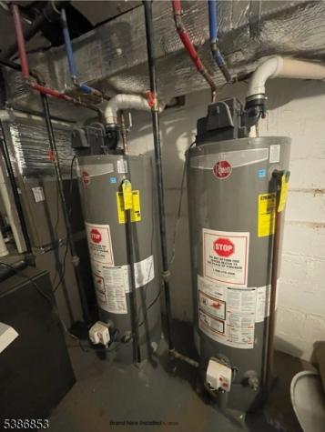 10 Charles Street East Orange NJ 07017