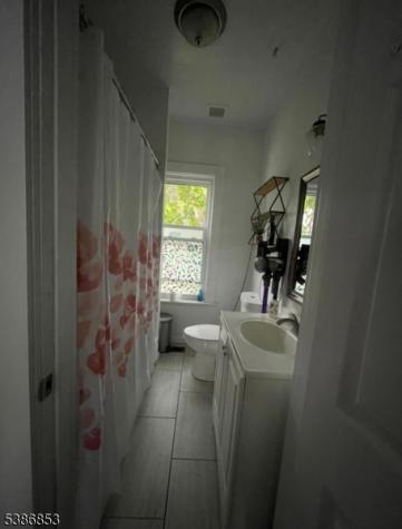 10 Charles Street East Orange NJ 07017