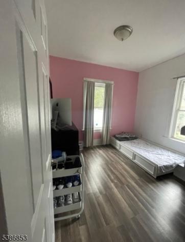 10 Charles Street East Orange NJ 07017