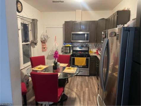 10 Charles Street East Orange NJ 07017