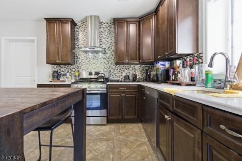 431 Forest Street Kearny NJ 07032