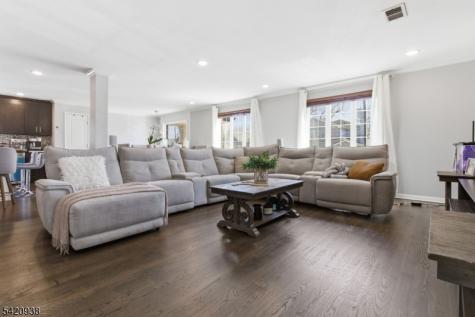 431 Forest Street Kearny NJ 07032