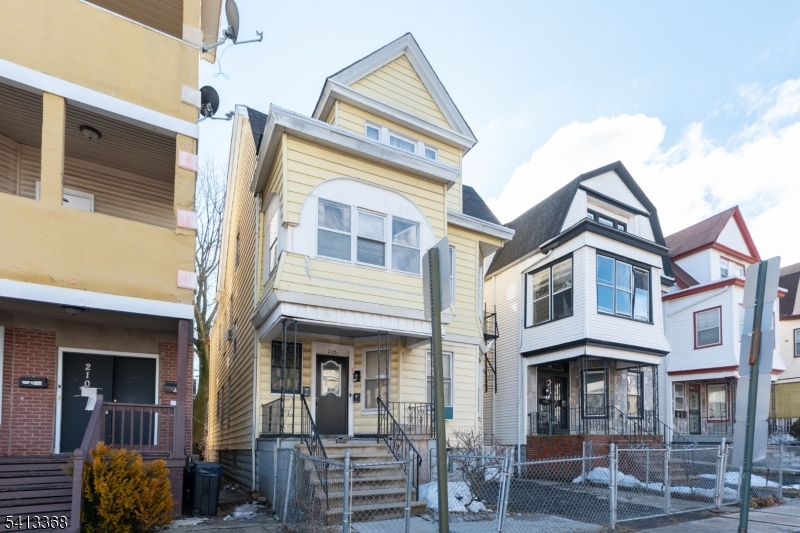 208 N 19th Street East Orange NJ 07017