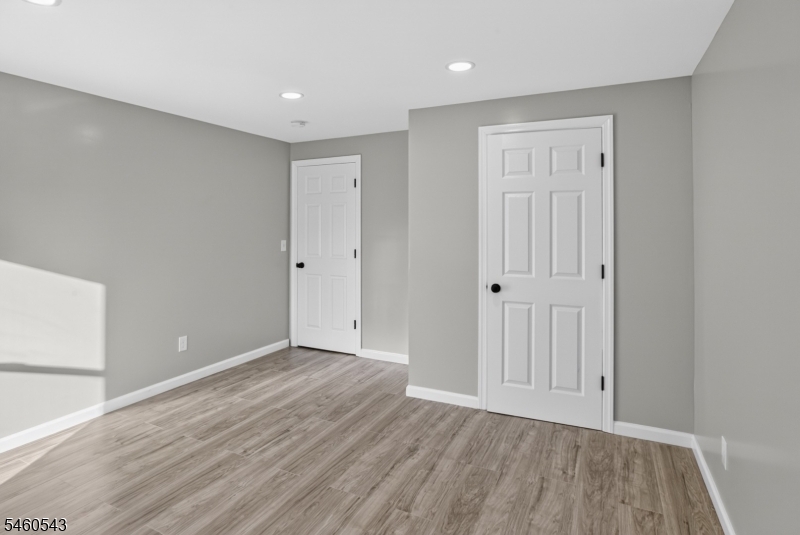 23 Leo Place Newark NJ 07108