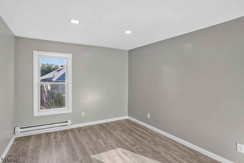 23 Leo Place Newark NJ 07108