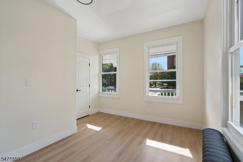 106 Elmwood Avenue East Orange NJ 07018