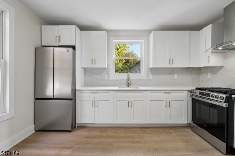 106 Elmwood Avenue East Orange NJ 07018