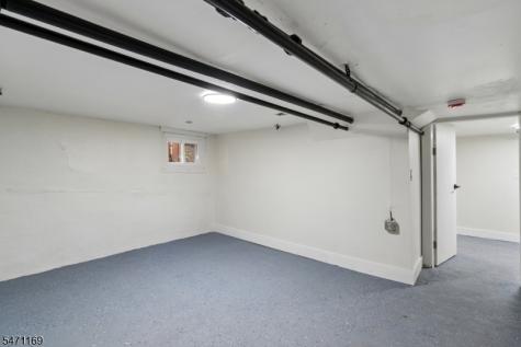106 Elmwood Avenue East Orange NJ 07018