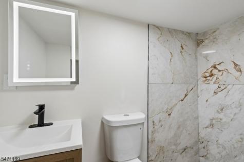 106 Elmwood Avenue East Orange NJ 07018